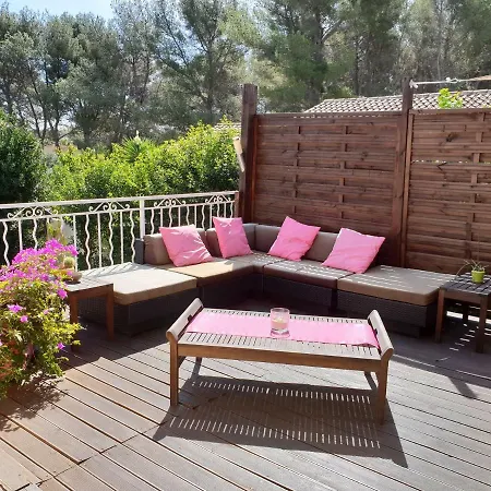 Janas Villa *